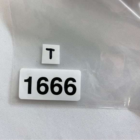 CES Femme Pleated Capri Pants - Medium - Picture 6 of 6